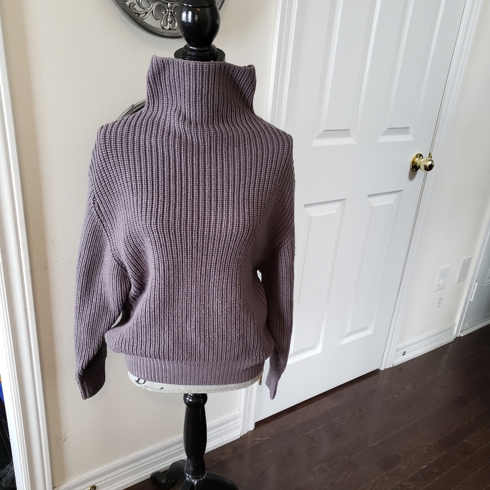 WIFRED Size xxs oversized Wilfred sweater